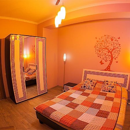 Квартира Подобово В Центрі На Вулиці Краківській 34 Площа Ринок Сам Центер Міста Львова Exterior foto